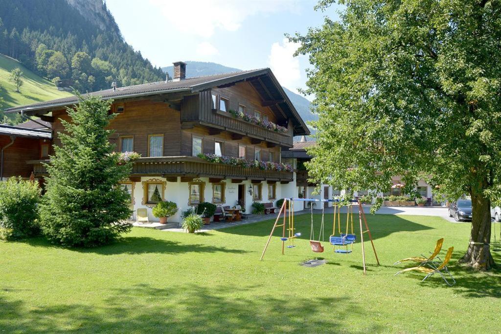 Landhaus Gredler Mayrhofen Exterior photo